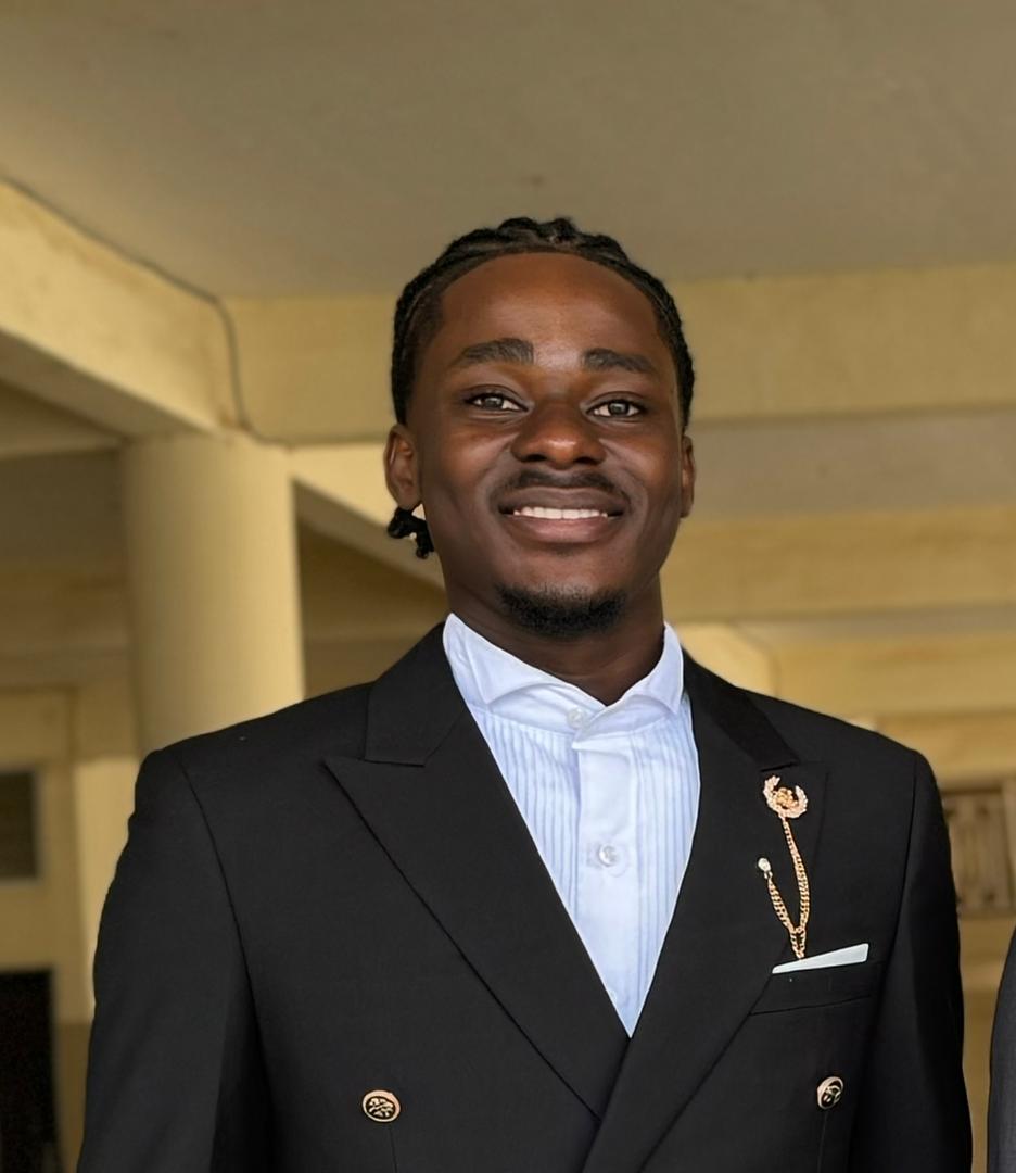 PRESIDENT NII ANNAN DROMO LARYEA B.Sc. EARTH SCIENCE I300